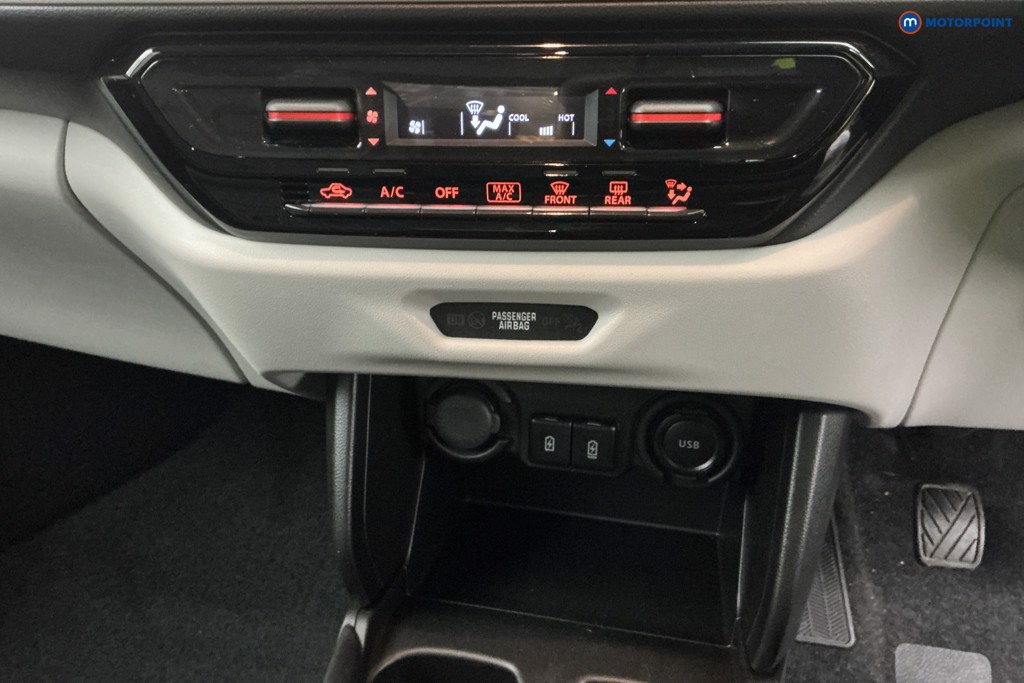 Suzuki Swift Motion Manual Petrol Hatchback - Stock Number (1627425) - 20th supplementary image