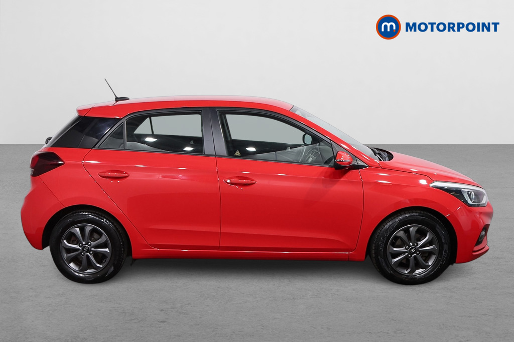 Hyundai I20 SE Manual Petrol Hatchback - Stock Number (1628893) - Drivers side