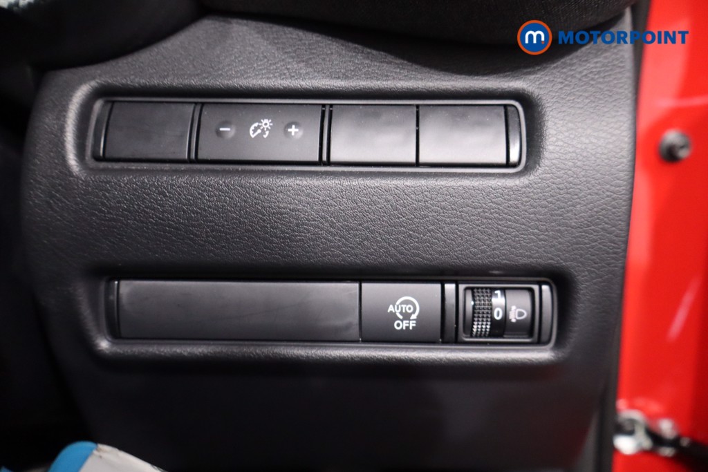 Nissan Juke Acenta Premium Manual Petrol SUV - Stock Number (1628963) - 20th supplementary image