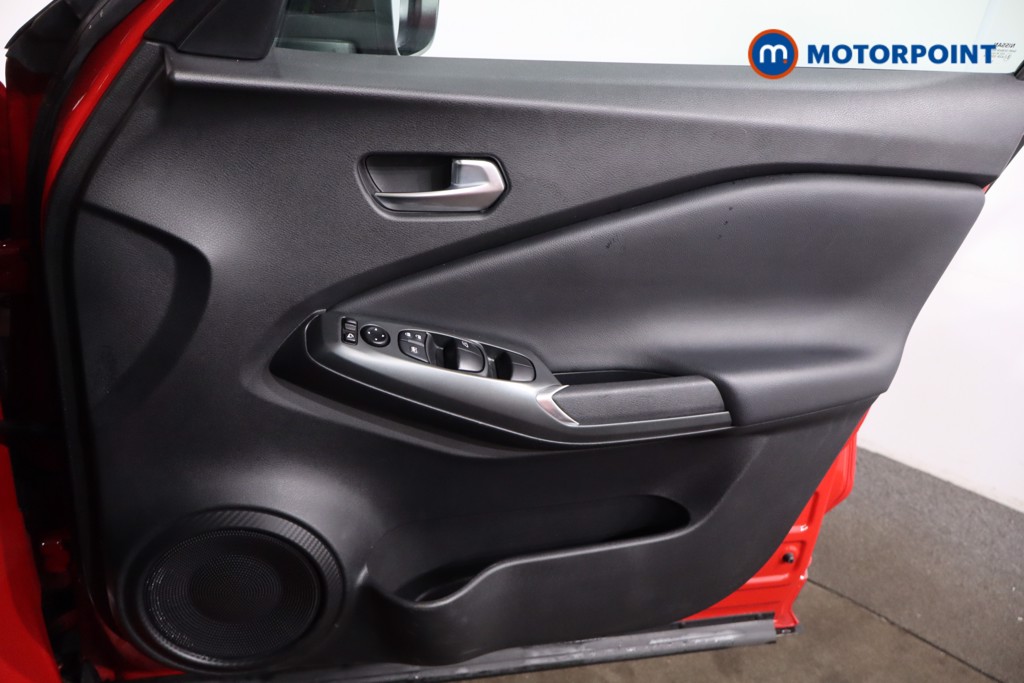 Nissan Juke Acenta Premium Manual Petrol SUV - Stock Number (1628963) - 22nd supplementary image