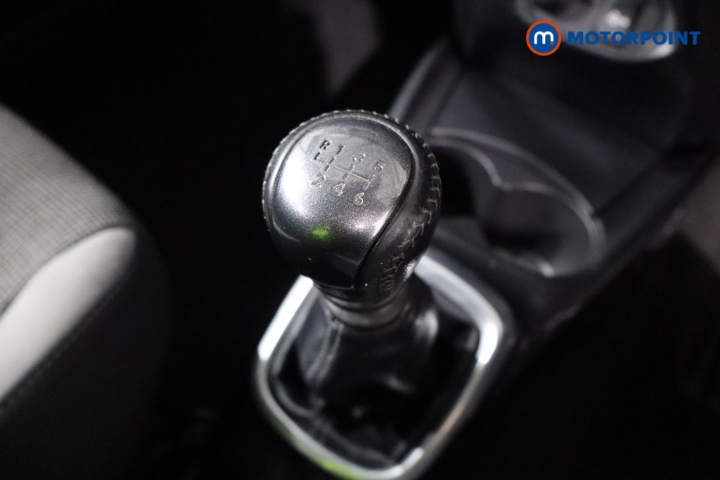 Toyota Yaris Y20 Manual Petrol Hatchback - Stock Number (1629177) - 20th supplementary image