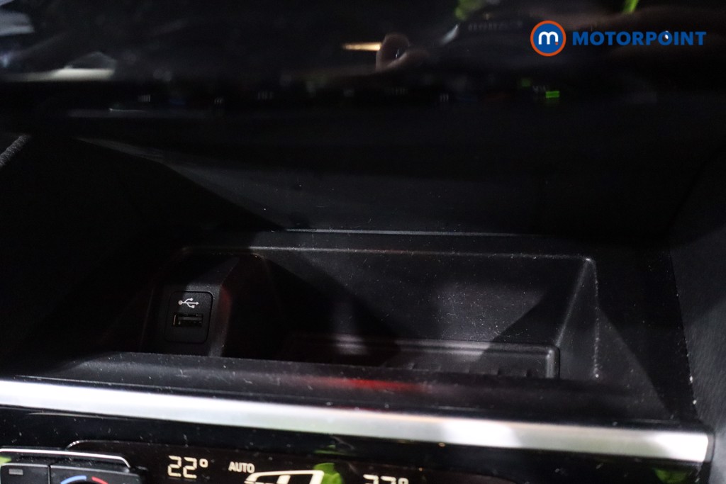 BMW 2 Series Luxury Automatic Diesel People Carrier - Stock Number (1629645) - 15th supplementary image
