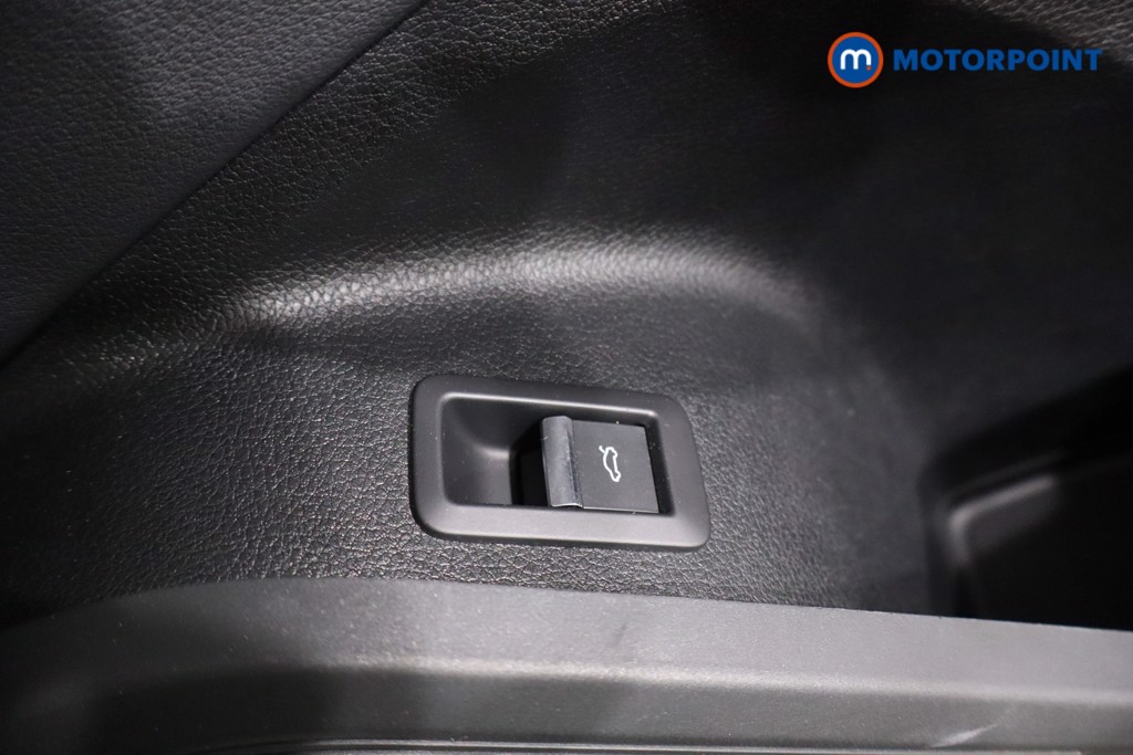 Audi Q5 S Line Automatic Petrol SUV - Stock Number (1630290) - 24th supplementary image