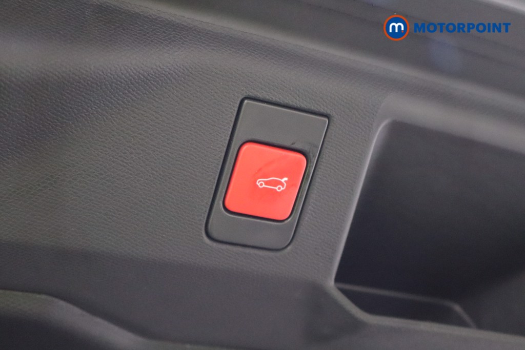 Peugeot 5008 GT Automatic Petrol SUV - Stock Number (1630732) - 32nd supplementary image