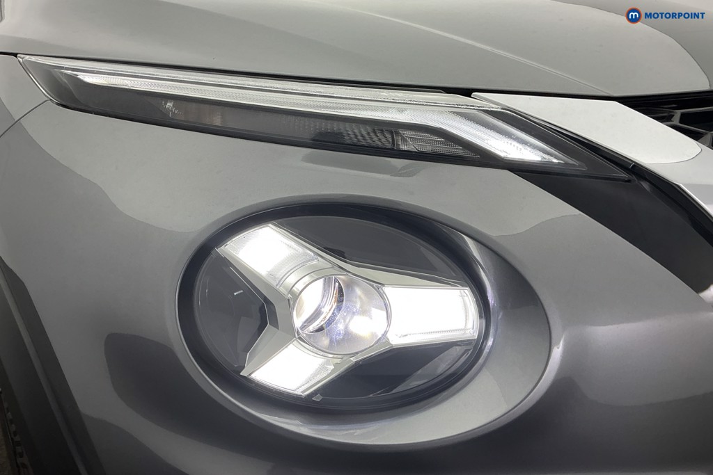 Nissan Juke N-Connecta Automatic Petrol SUV - Stock Number (1586039) - 29th supplementary image