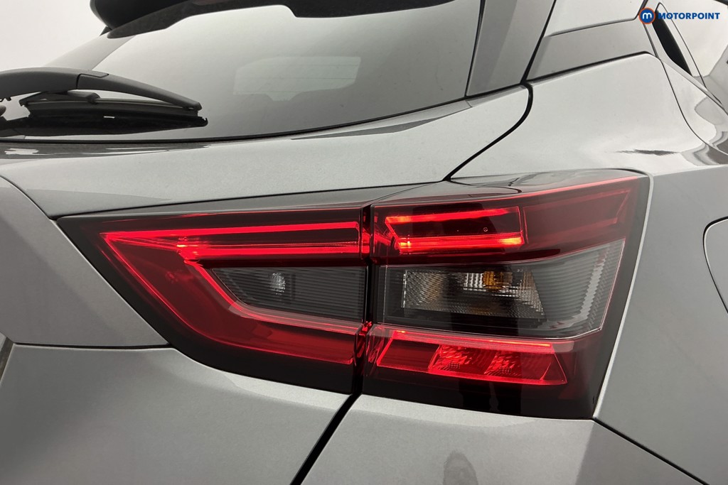 Nissan Juke N-Connecta Automatic Petrol SUV - Stock Number (1586039) - 30th supplementary image