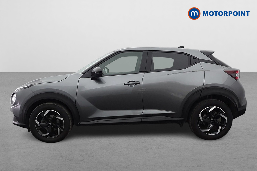 Nissan Juke N-Connecta Automatic Petrol SUV - Stock Number (1586039) - Passenger side