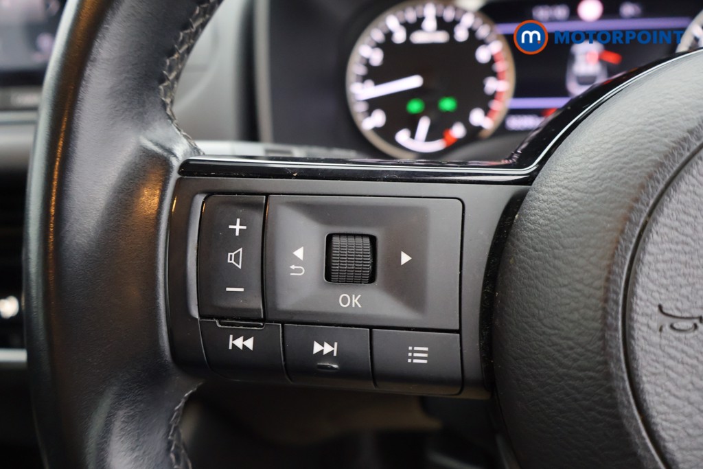 Nissan Qashqai Acenta Premium Manual Petrol SUV - Stock Number (1601346) - 7th supplementary image