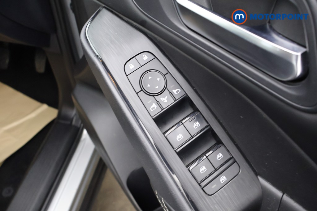 Nissan Qashqai Acenta Premium Manual Petrol SUV - Stock Number (1601346) - 18th supplementary image