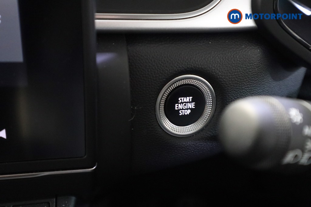 Renault Captur Techno Automatic Petrol-Electric Hybrid SUV - Stock Number (1602460) - 6th supplementary image