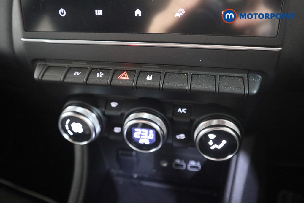 Renault Captur Techno Automatic Petrol-Electric Hybrid SUV - Stock Number (1602460) - 8th supplementary image