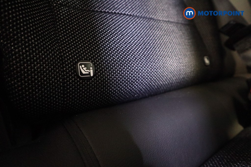 Renault Captur Techno Automatic Petrol-Electric Hybrid SUV - Stock Number (1602460) - 18th supplementary image