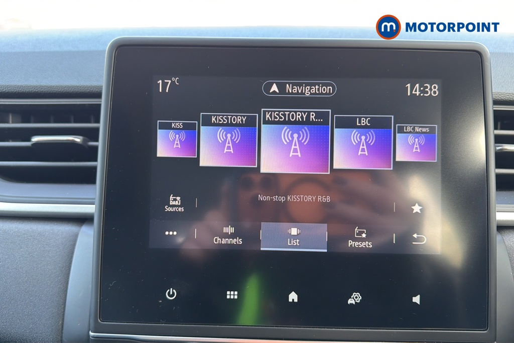 Renault Captur Evolution Manual Petrol SUV - Stock Number (1607084) - 8th supplementary image