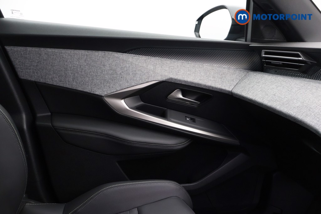 Peugeot 5008 GT Automatic Petrol SUV - Stock Number (1613687) - 17th supplementary image