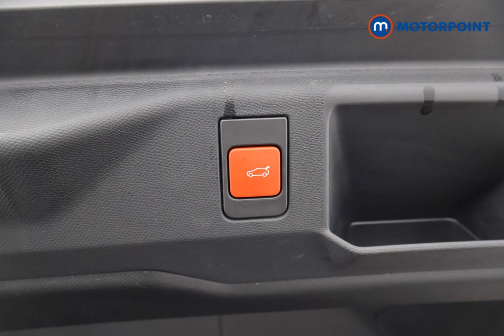 Peugeot 5008 GT Automatic Petrol SUV - Stock Number (1613687) - 27th supplementary image