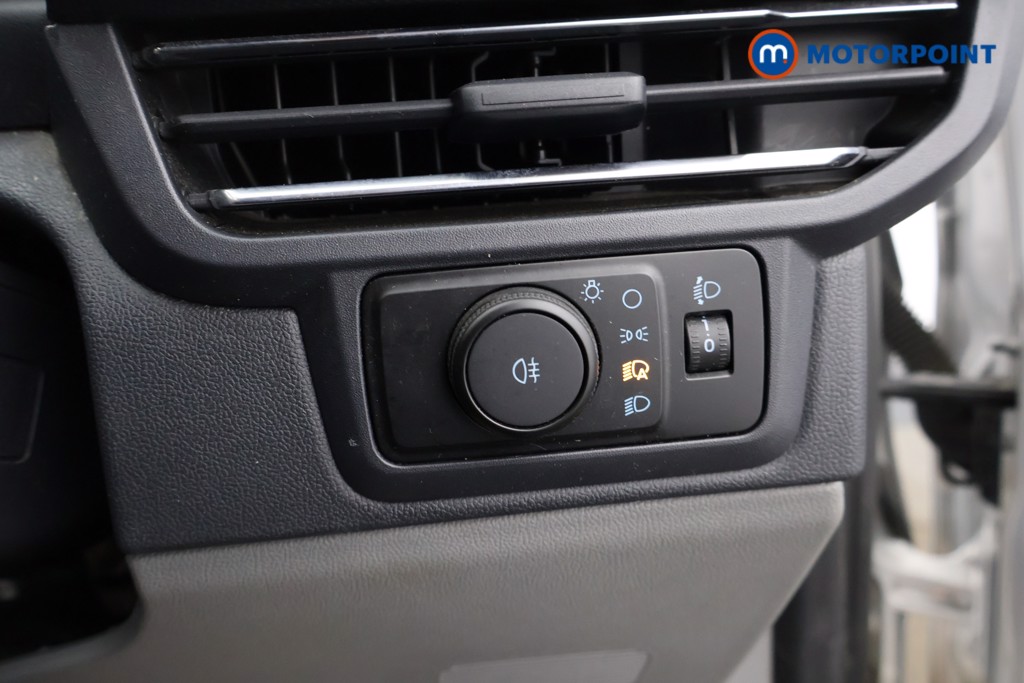 Ford Transit Custom Limited Manual Diesel Panel Van - Stock Number (1614001) - 10th supplementary image