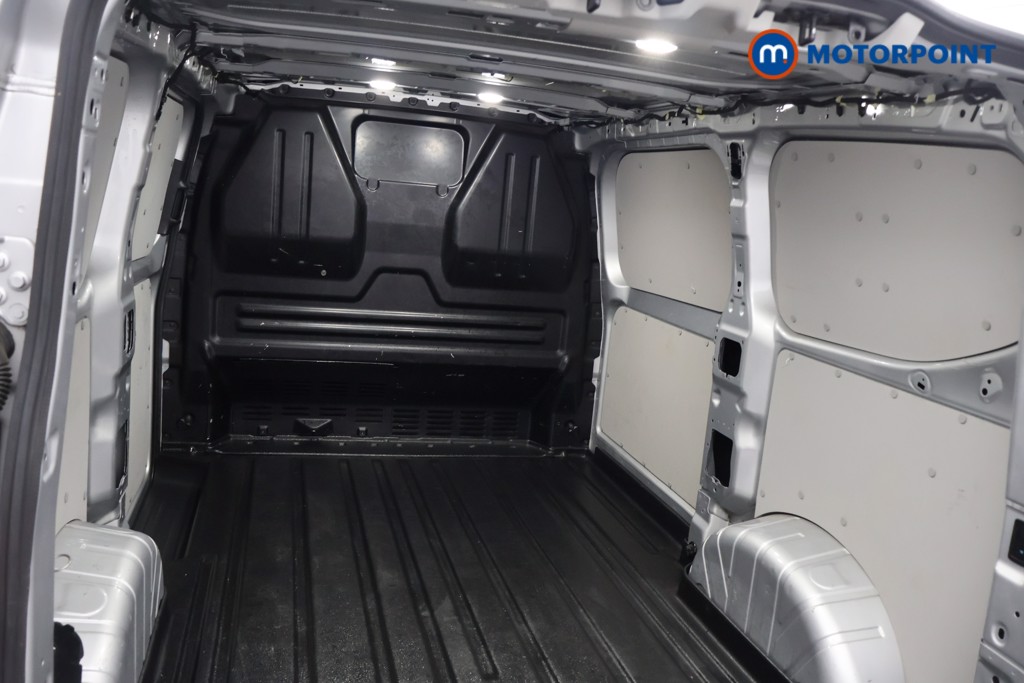 Ford Transit Custom Limited Manual Diesel Panel Van - Stock Number (1614001) - 20th supplementary image