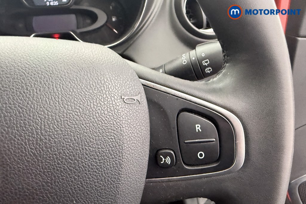 Renault Captur Iconic Manual Petrol SUV - Stock Number (1614537) - 14th supplementary image