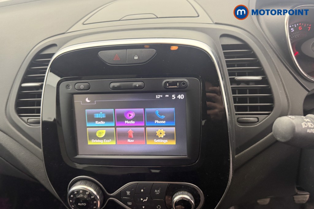 Renault Captur Iconic Manual Petrol SUV - Stock Number (1614537) - 16th supplementary image