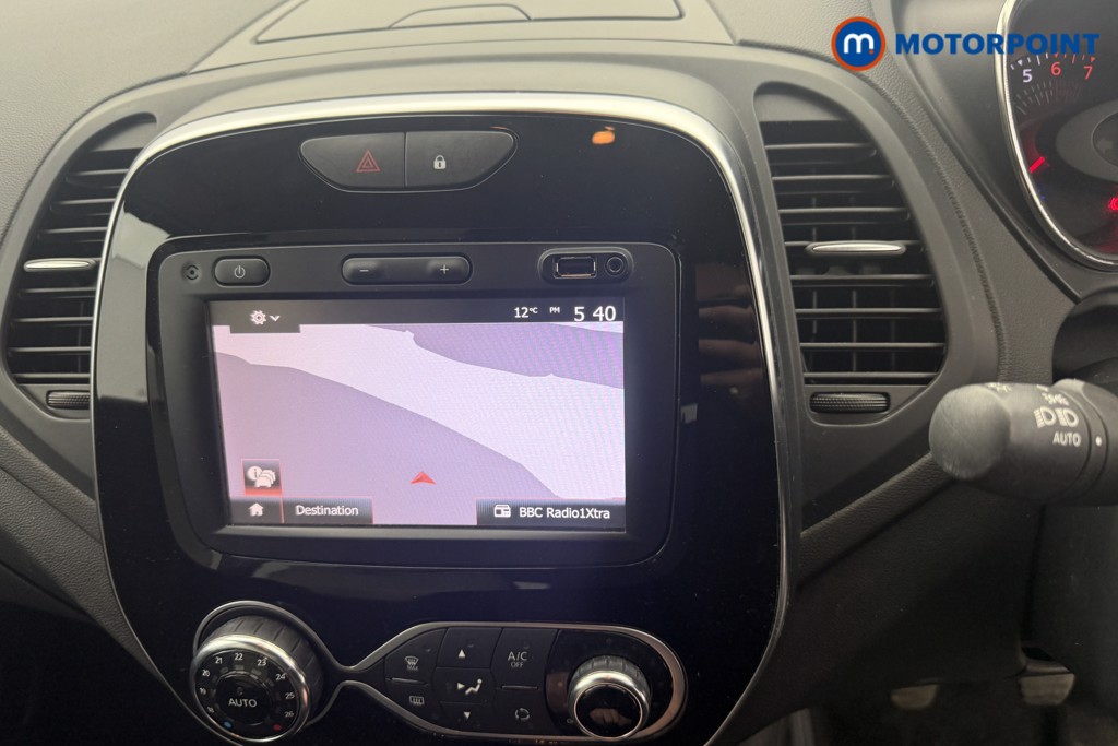 Renault Captur Iconic Manual Petrol SUV - Stock Number (1614537) - 17th supplementary image