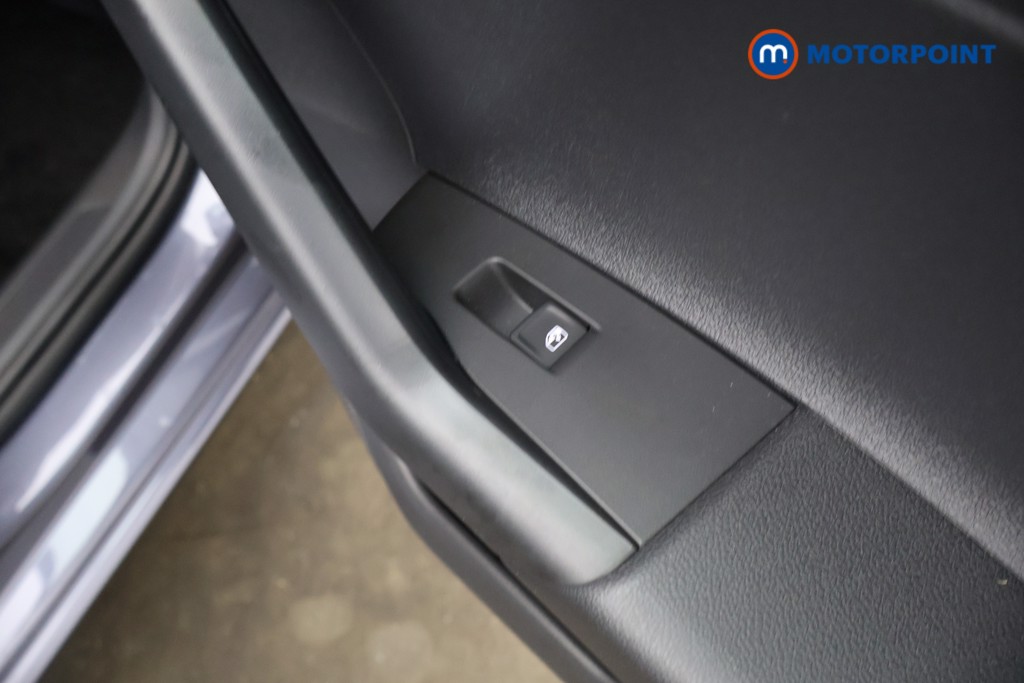 Volkswagen Polo Life Manual Petrol Hatchback - Stock Number (1615222) - 23rd supplementary image