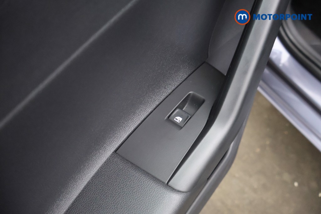 Volkswagen Polo Life Manual Petrol Hatchback - Stock Number (1615222) - 27th supplementary image