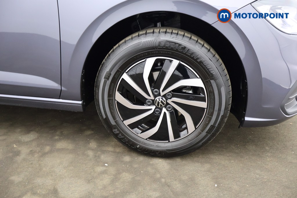 Volkswagen Polo Life Manual Petrol Hatchback - Stock Number (1615222) - 1st supplementary image