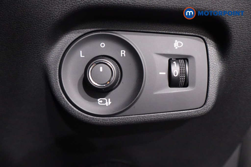 Mg Motor Uk ZS Trophy Automatic Petrol-Electric Hybrid SUV - Stock Number (1616833) - 17th supplementary image