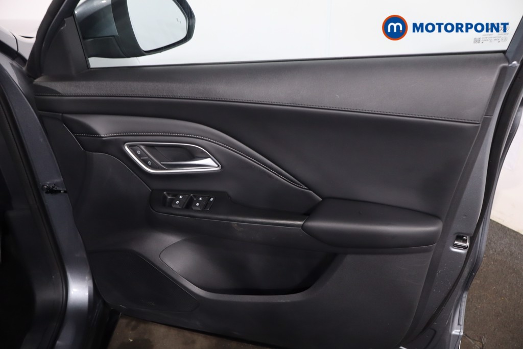 Mg Motor Uk ZS Trophy Automatic Petrol-Electric Hybrid SUV - Stock Number (1616833) - 23rd supplementary image