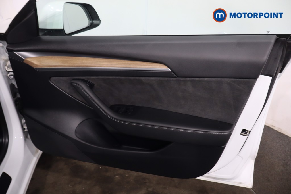 Tesla Model 3 Standard Plus Automatic Electric Saloon - Stock Number (1617134) - 23rd supplementary image