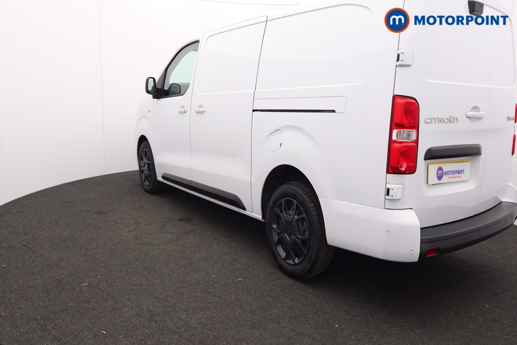 Citroen Dispatch Driver Manual Diesel Panel Van - Stock Number (1618470) - Passenger side rear corner