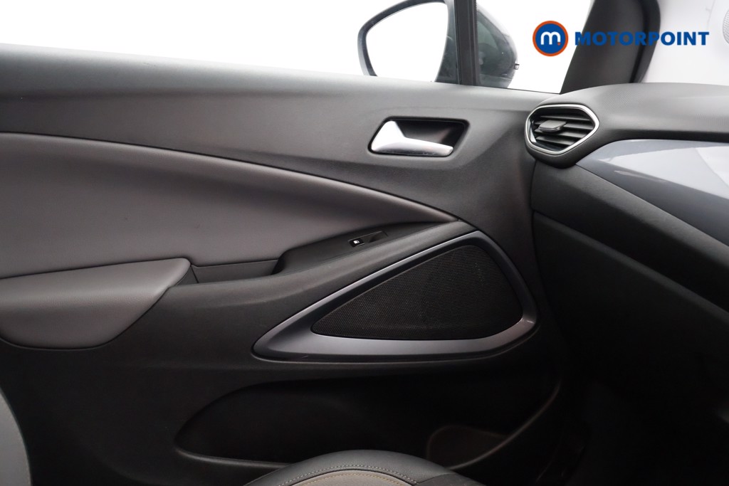 Vauxhall Crossland X Elite Automatic Petrol SUV - Stock Number (1618643) - 14th supplementary image