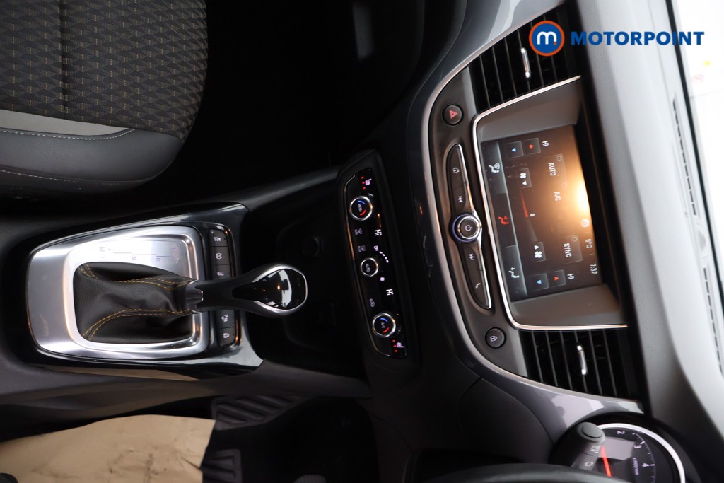 Vauxhall Crossland X Elite Automatic Petrol SUV - Stock Number (1618643) - 16th supplementary image