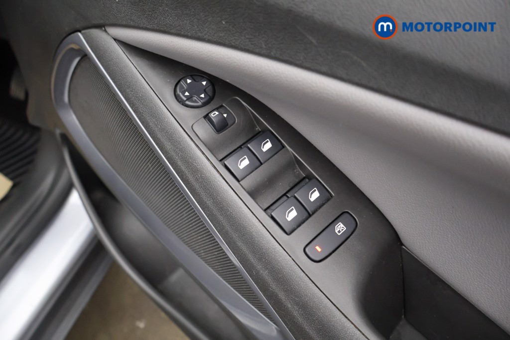 Vauxhall Crossland X Elite Automatic Petrol SUV - Stock Number (1618643) - 17th supplementary image