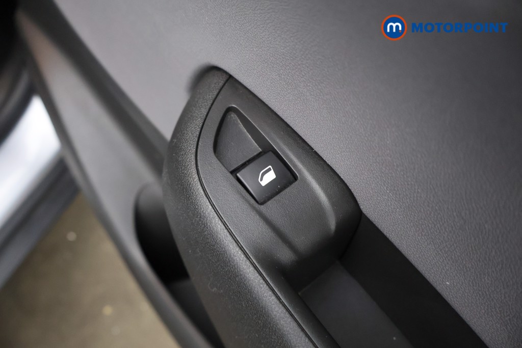 Vauxhall Crossland X Elite Automatic Petrol SUV - Stock Number (1618643) - 22nd supplementary image