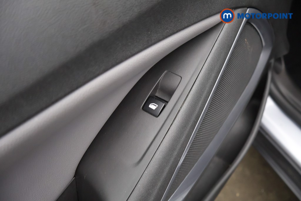 Vauxhall Crossland X Elite Automatic Petrol SUV - Stock Number (1618643) - 28th supplementary image