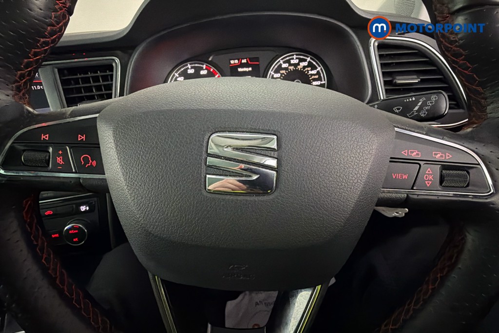 Seat Leon FR Manual Petrol Hatchback - Stock Number (1620472) - 5th supplementary image