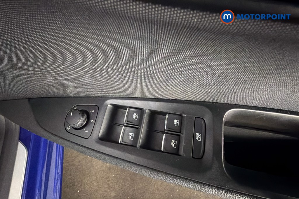 Seat Leon FR Manual Petrol Hatchback - Stock Number (1620472) - 20th supplementary image