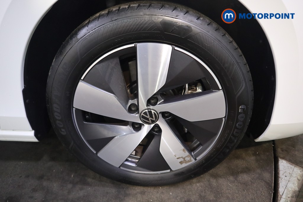 Volkswagen Passat Life Automatic Petrol Plug-In Hybrid Estate - Stock Number (1620882) - 26th supplementary image