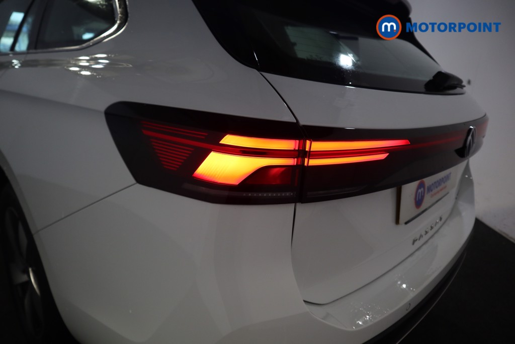 Volkswagen Passat Life Automatic Petrol Plug-In Hybrid Estate - Stock Number (1620882) - 34th supplementary image