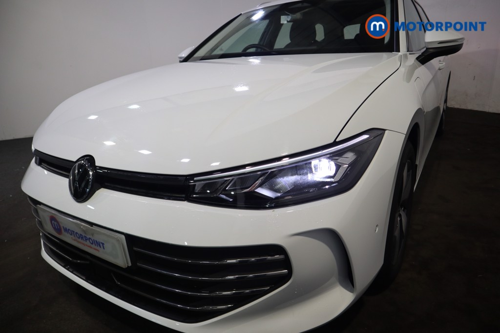Volkswagen Passat Life Automatic Petrol Plug-In Hybrid Estate - Stock Number (1620882) - 40th supplementary image