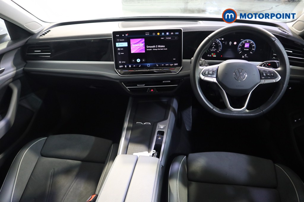 Volkswagen Passat Life Automatic Petrol Plug-In Hybrid Estate - Stock Number (1620882) - 1st supplementary image