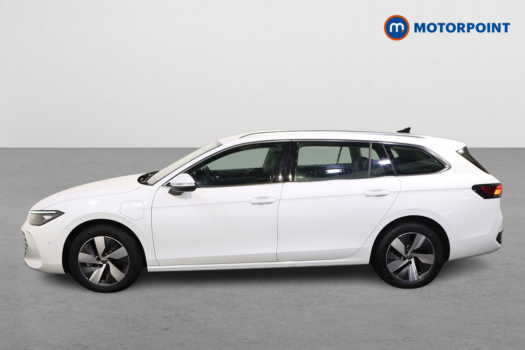 Volkswagen Passat Life Automatic Petrol Plug-In Hybrid Estate - Stock Number (1620882) - Passenger side