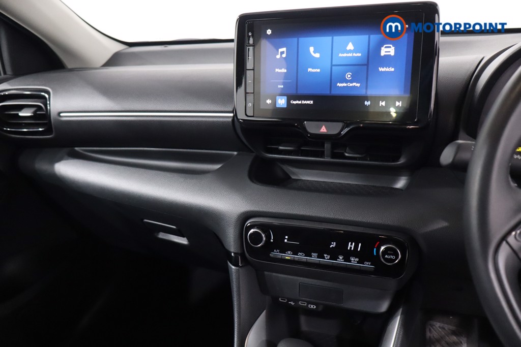 Toyota Yaris Icon Automatic Petrol-Electric Hybrid Hatchback - Stock Number (1621237) - 18th supplementary image