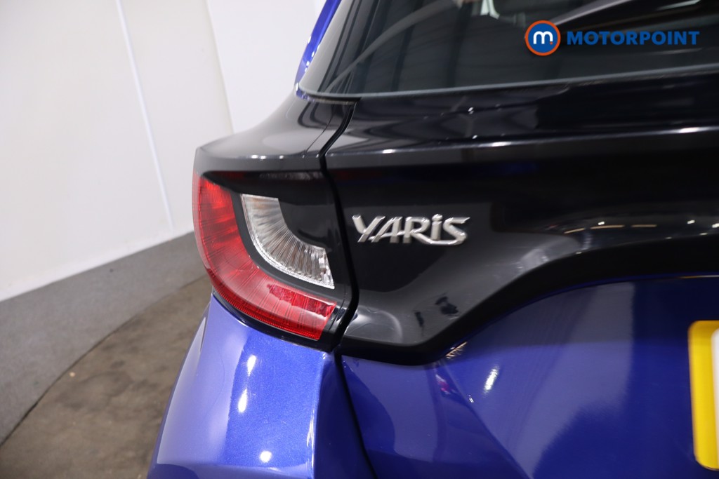 Toyota Yaris Icon Automatic Petrol-Electric Hybrid Hatchback - Stock Number (1621237) - 32nd supplementary image