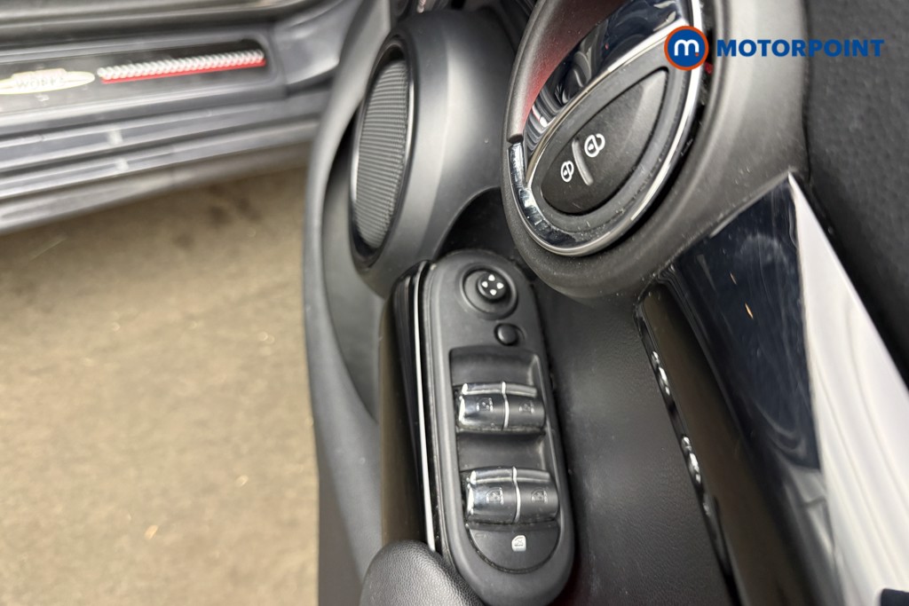 Mini Hatchback Cooper S Sport Manual Petrol Hatchback - Stock Number (1621320) - 13th supplementary image
