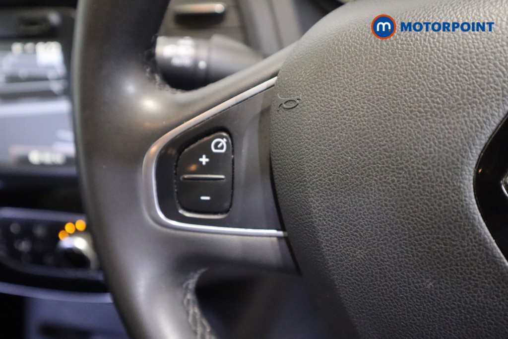 Renault Captur Iconic Manual Petrol SUV - Stock Number (1622310) - 14th supplementary image