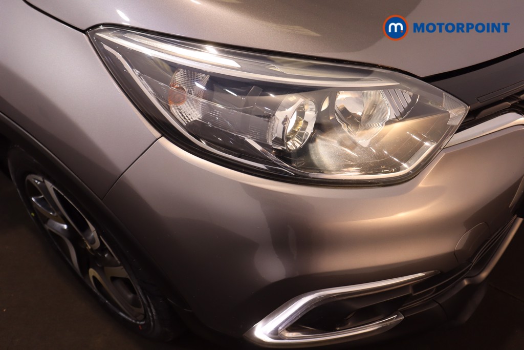 Renault Captur Iconic Manual Petrol SUV - Stock Number (1622310) - 24th supplementary image
