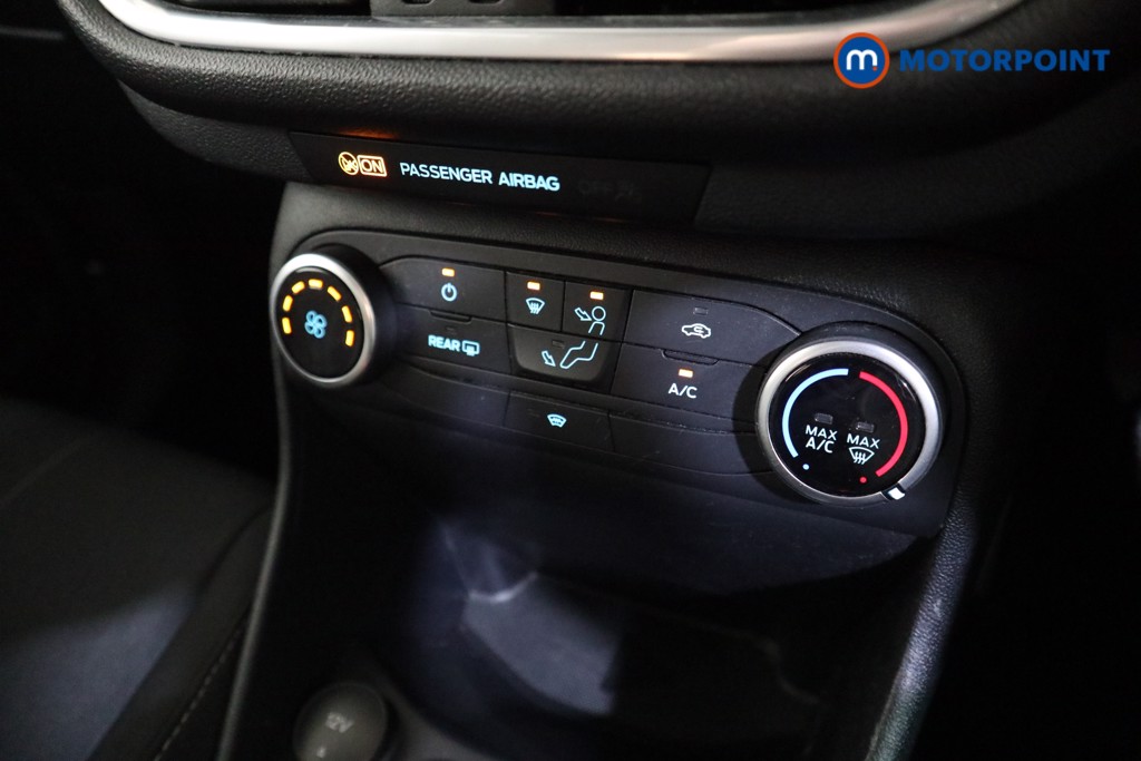 Ford Fiesta Trend Manual Petrol Hatchback - Stock Number (1622440) - 7th supplementary image