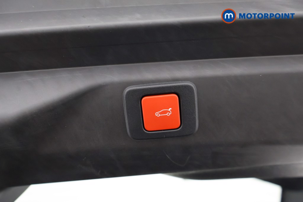 Peugeot 3008 GT Automatic Petrol SUV - Stock Number (1622625) - 27th supplementary image